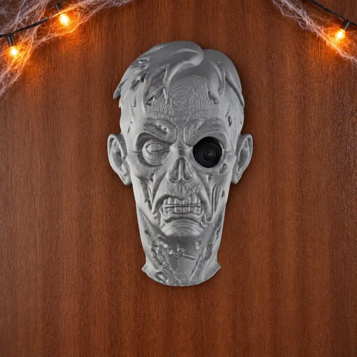 Ghoul Peep-Hole Decoration
