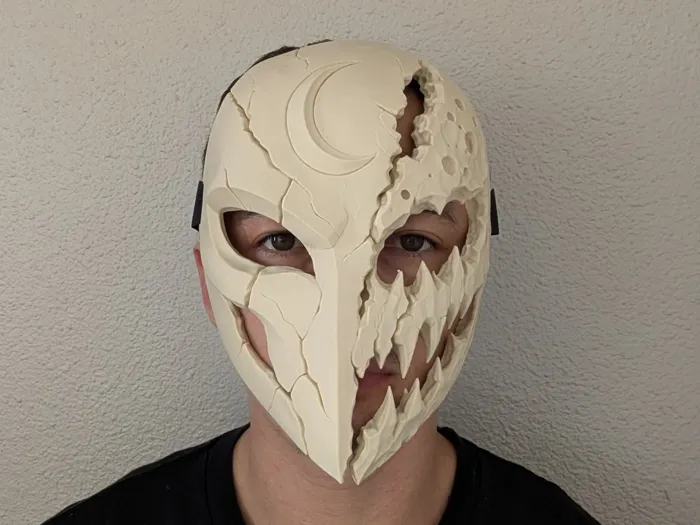 Mooneater Mask