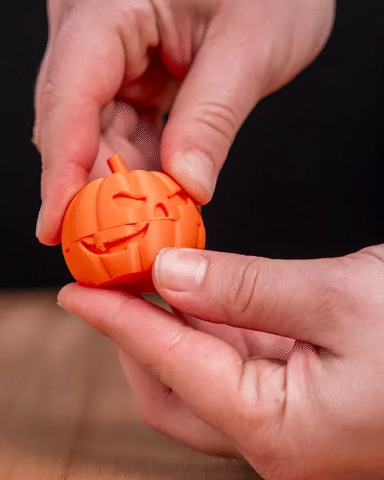 Halloween Pumpkin Twisty Fidget