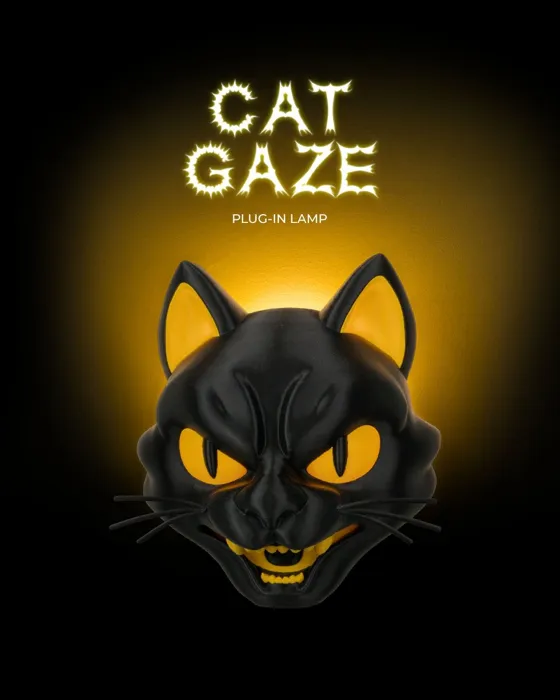 Cat Gaze Plug-in Lamp