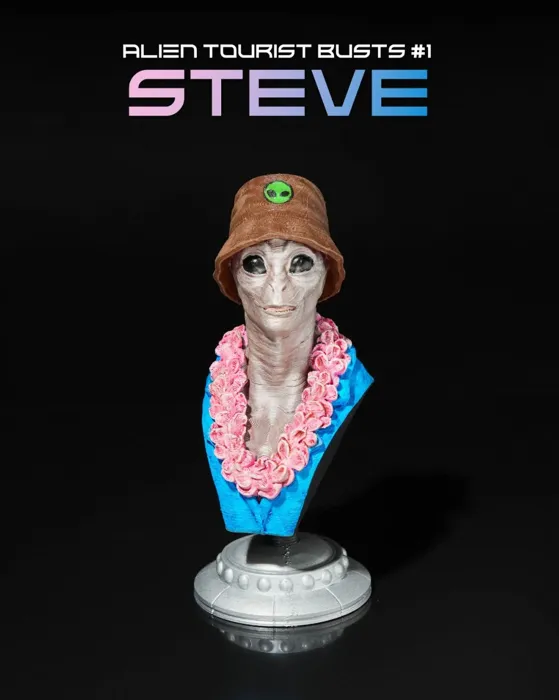 Alien Tourist Bust #1 - Steve