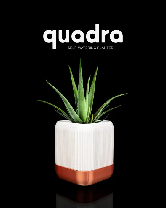 QUADRA Self-watering planter