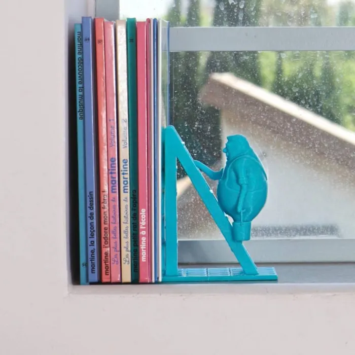 Manosh Bookend